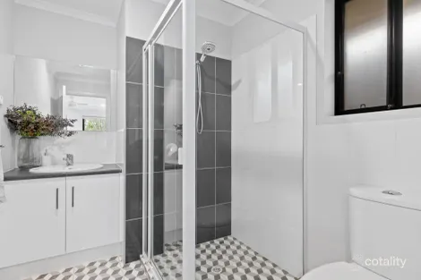 Property photo of 42 Sanctuary Court Morphett Vale SA 5162