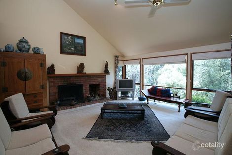 Property photo of 54-56 Frogmore Crescent Park Orchards VIC 3114