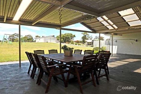 Property photo of 3 Golden Ash Drive Aberglasslyn NSW 2320