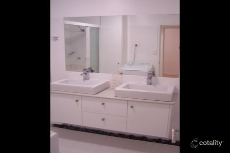 2/67 Macquarie St, St Lucia, QLD 4067