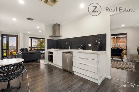 Property photo of 125 Gleneagles Drive Endeavour Hills VIC 3802