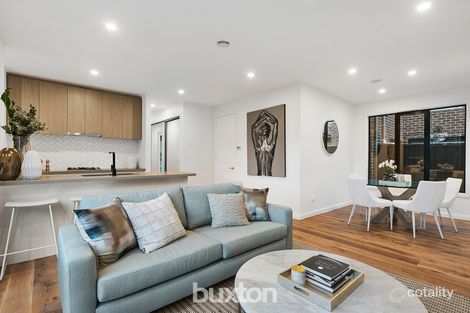 Property photo of 2E Fairbank Road Bentleigh VIC 3204