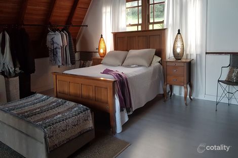 34 Kooberry St, Macleay Island, QLD 4184