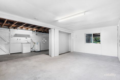 24 Villiers St, Lota, QLD 4179