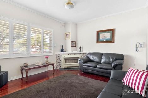 Property photo of 16 Edina Street Williamstown North VIC 3016