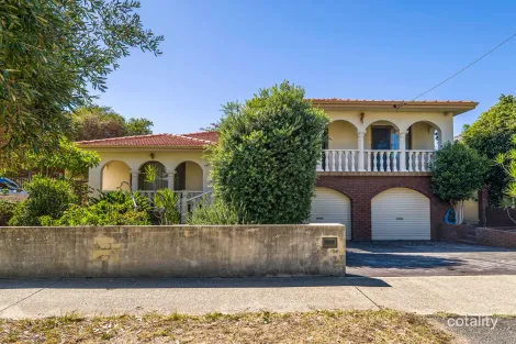 146 Edmund St, Beaconsfield, WA 6162