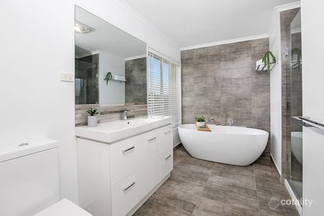 Property photo of 42 Lara Boulevard Lara VIC 3212
