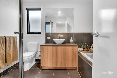 Property photo of 1 Hanover Way Mickleham VIC 3064