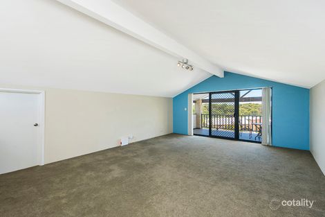 Property photo of 13 Darter Place Halls Head WA 6210