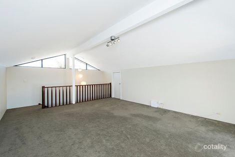Property photo of 13 Darter Place Halls Head WA 6210