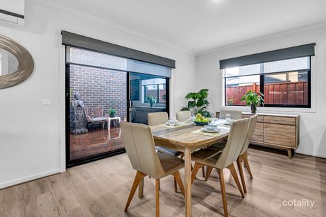 Property photo of 1 Hanover Way Mickleham VIC 3064
