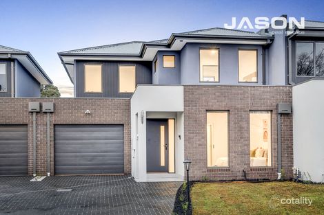 Property photo of 2/11 Marmal Court Tullamarine VIC 3043