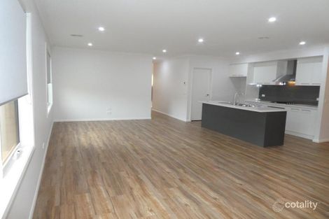 Property photo of 39 Apple Orchard Drive Brown Hill VIC 3350