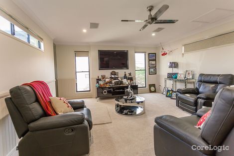 Property photo of 16 Coaker Drive Emerald QLD 4720