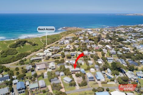 Property photo of 15 Alvina Crescent Surf Beach VIC 3922