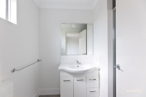 Property photo of 9/11 Redmond Road Gosnells WA 6110