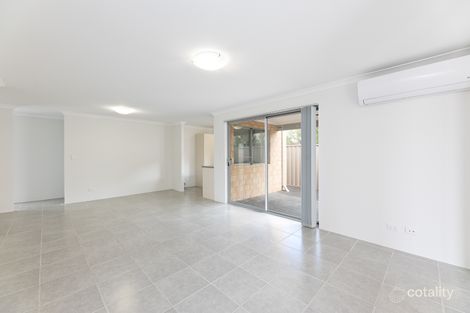 Property photo of 9/11 Redmond Road Gosnells WA 6110