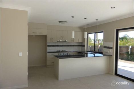 Property photo of 35 Dinnigan Crescent Durack QLD 4077