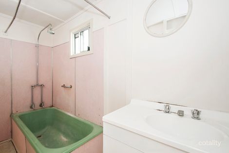 Property photo of 28 Saint Osyth Street Toowong QLD 4066