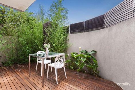 Property photo of 4/24 Pine Avenue Elwood VIC 3184