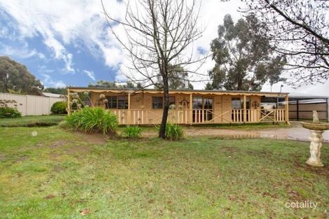 Property photo of 2 Whelans Place Romsey VIC 3434