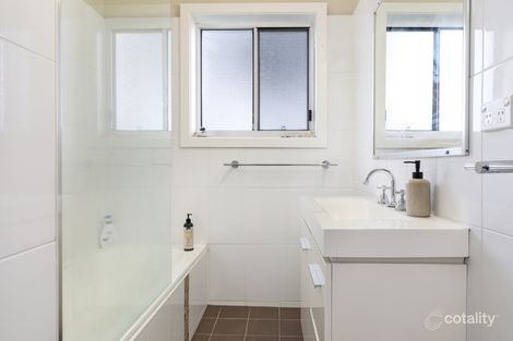 Property photo of 14/6 Parkside Avenue Wollongong NSW 2500