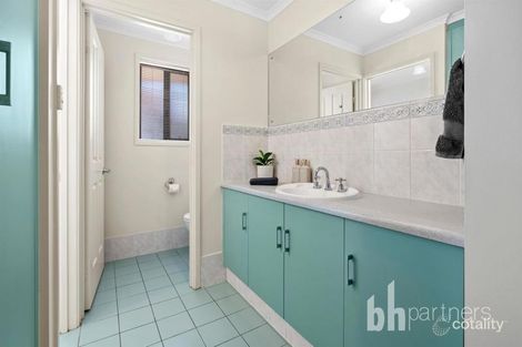 Property photo of 11 Hameister Avenue Loxton SA 5333