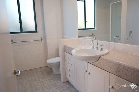 Property photo of 67 Oxlade Drive New Farm QLD 4005