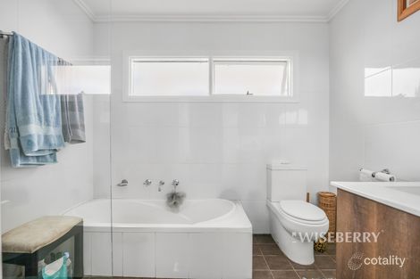 Property photo of 16 Hay Street Gorokan NSW 2263