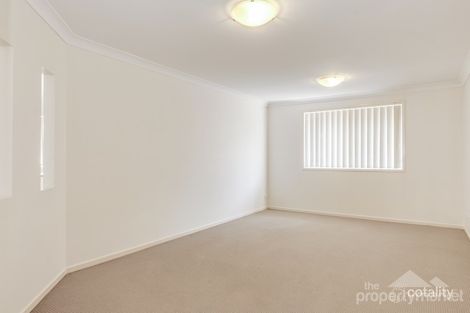 Property photo of 16 Farrier Crescent Hamlyn Terrace NSW 2259