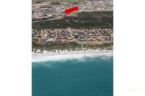 32 Shoreview St, Wandina, WA 6530