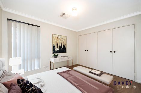 Property photo of 5A Mattison Way Greenwood WA 6024