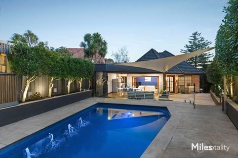 Property photo of 7 Gruyere Crescent Ivanhoe East VIC 3079