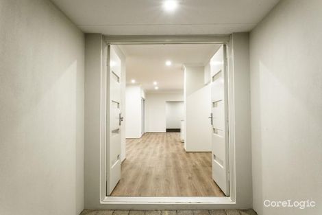 Property photo of 1 Bulb Way Piara Waters WA 6112