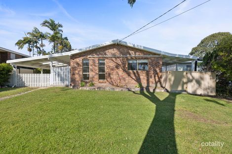 6 Chestnut Ave, Sandy Beach, NSW 2456