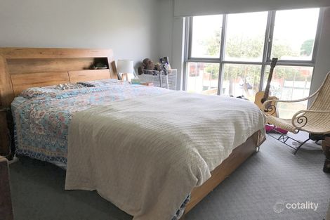 Property photo of 13/64 Holmes Road Moonee Ponds VIC 3039