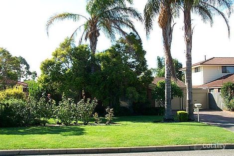 10 Charlbury Way, Eden Hill, WA 6054