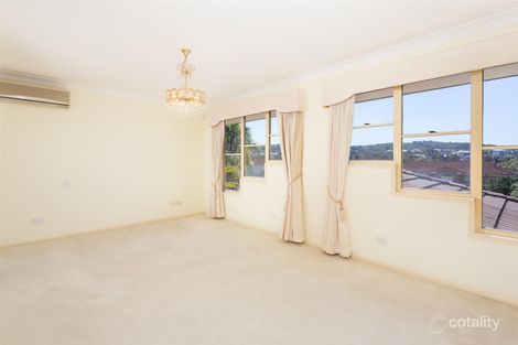 Property photo of 19 Beaulieu Crescent Carindale QLD 4152