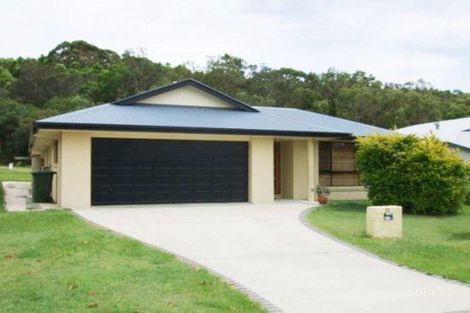 Property photo of 21 Muskheart Circuit Pottsville NSW 2489