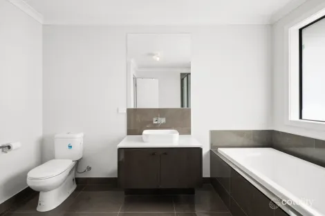 Property photo of 24 Peanut Avenue Mickleham VIC 3064