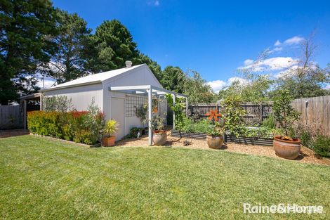 Property photo of 35 Vancleve Crescent Gisborne VIC 3437