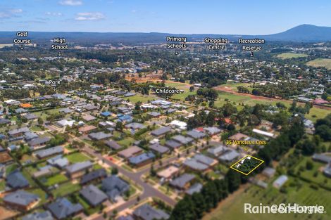 Property photo of 35 Vancleve Crescent Gisborne VIC 3437