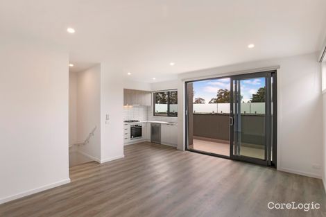 Property photo of 2/6 Esther Crescent Mooroolbark VIC 3138