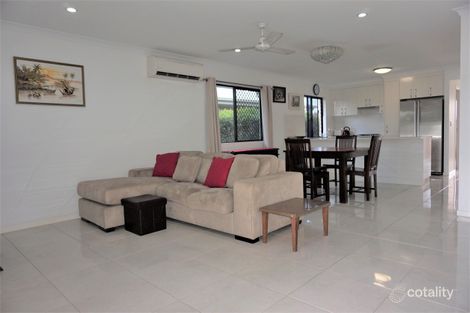 Property photo of 42 Lancaster Way Ooralea QLD 4740