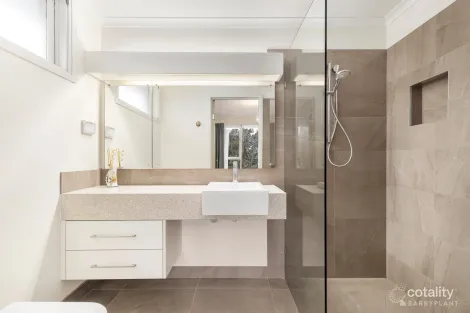 Property photo of 42 Eucalypt Avenue Templestowe Lower VIC 3107