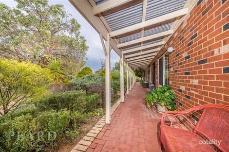 Property photo of 13 Wayeela Place Woodridge WA 6041