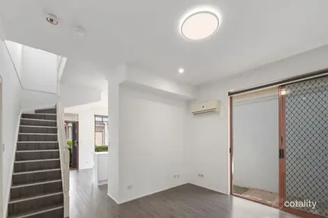 Property photo of 2/52 Daw Road Runcorn QLD 4113