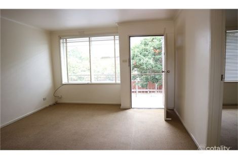 Property photo of 10/5A Kinnear Street Footscray VIC 3011