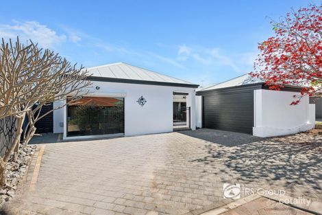 Property photo of 18 Newhaven Place Canning Vale WA 6155