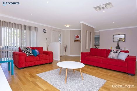 Property photo of 4 Laidon Way Kinross WA 6028